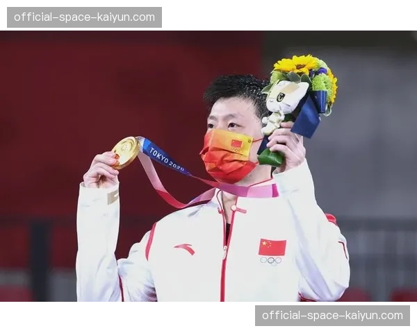 掘金主帅马龙专访：谈及三月为卫冕之路所做的战术储备，及应对不同风格对手的“B计划”。